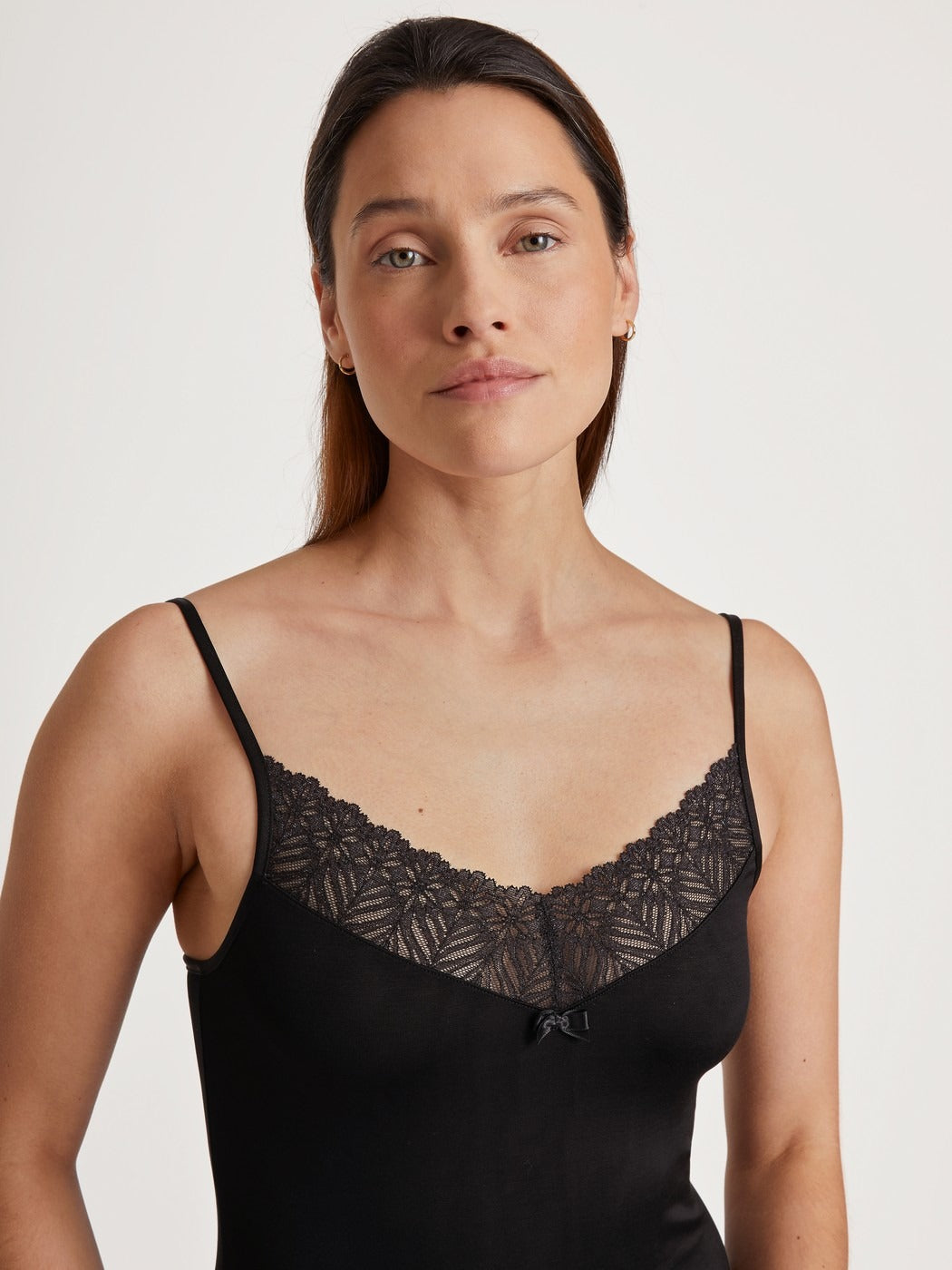 Seduction Lace Top à fines bretelles