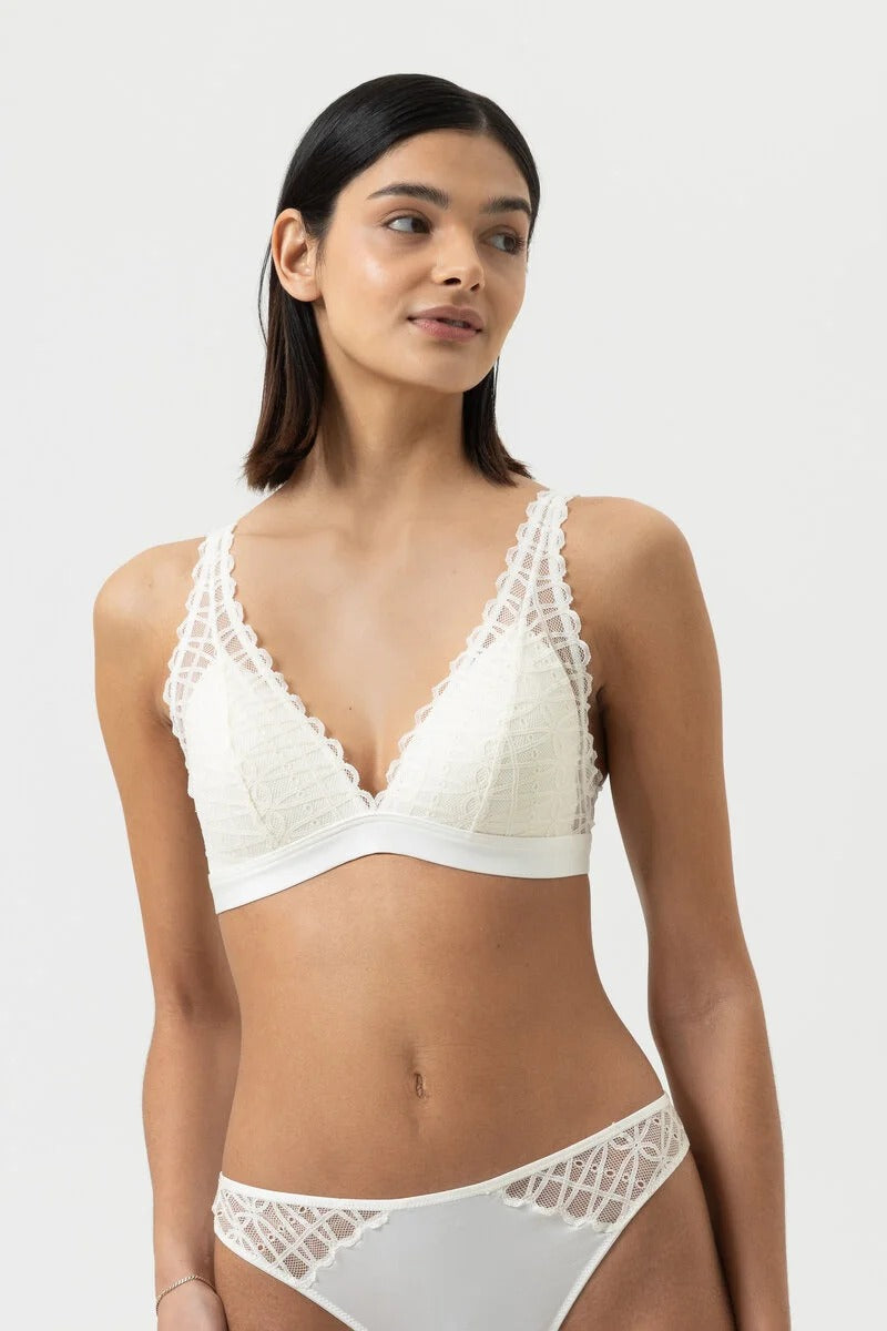 1150022-5 mey Triangle bra Serie Poetry Temptation