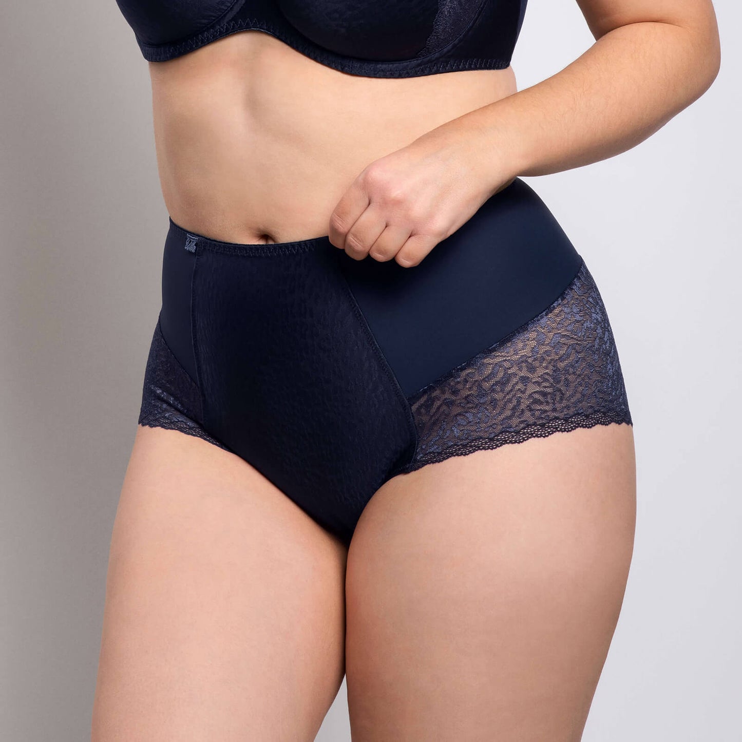 24/10-13 Ulla Dessous LYNN Miederhose