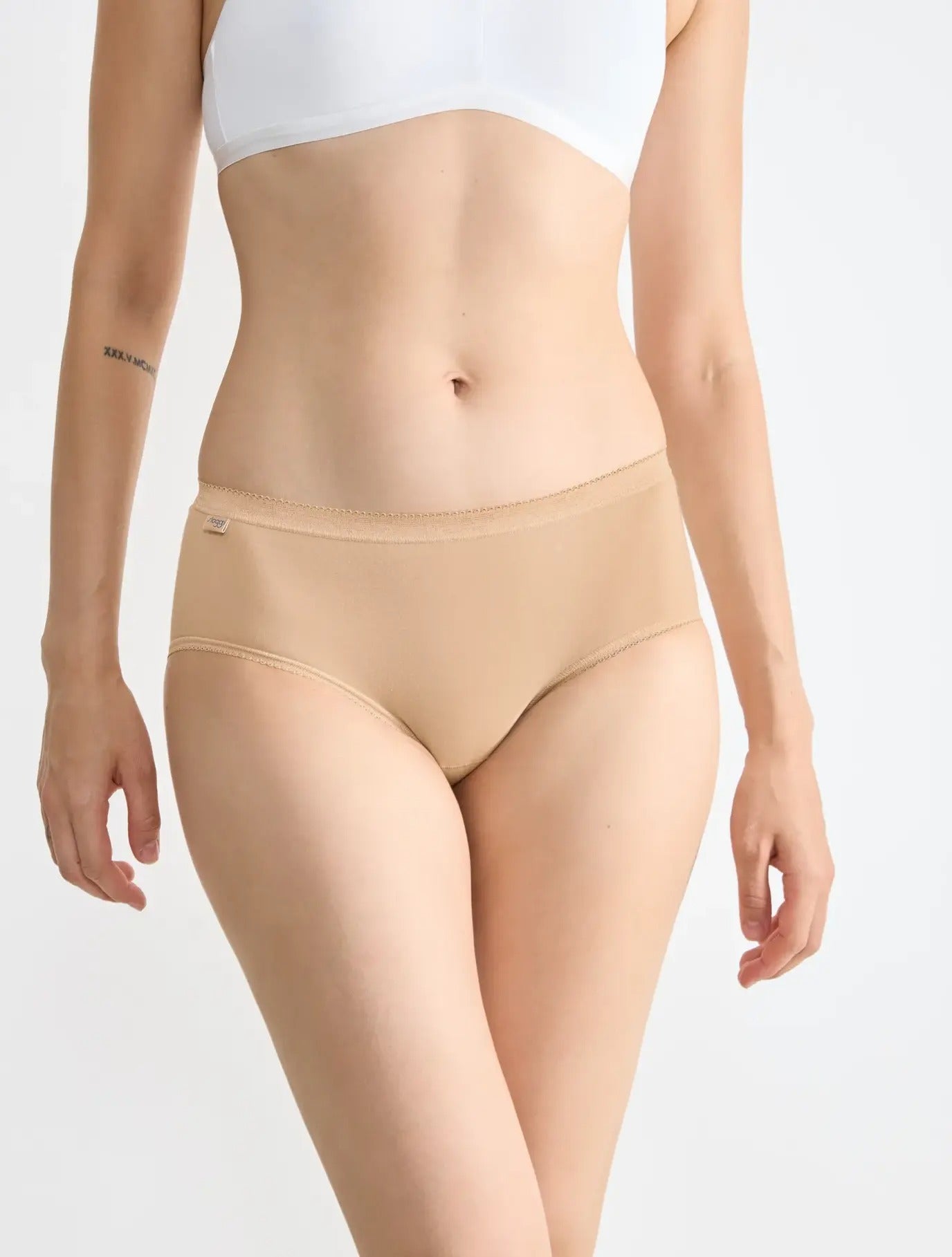 10005038-26 SLOGGI BASIC+ Midi knickers