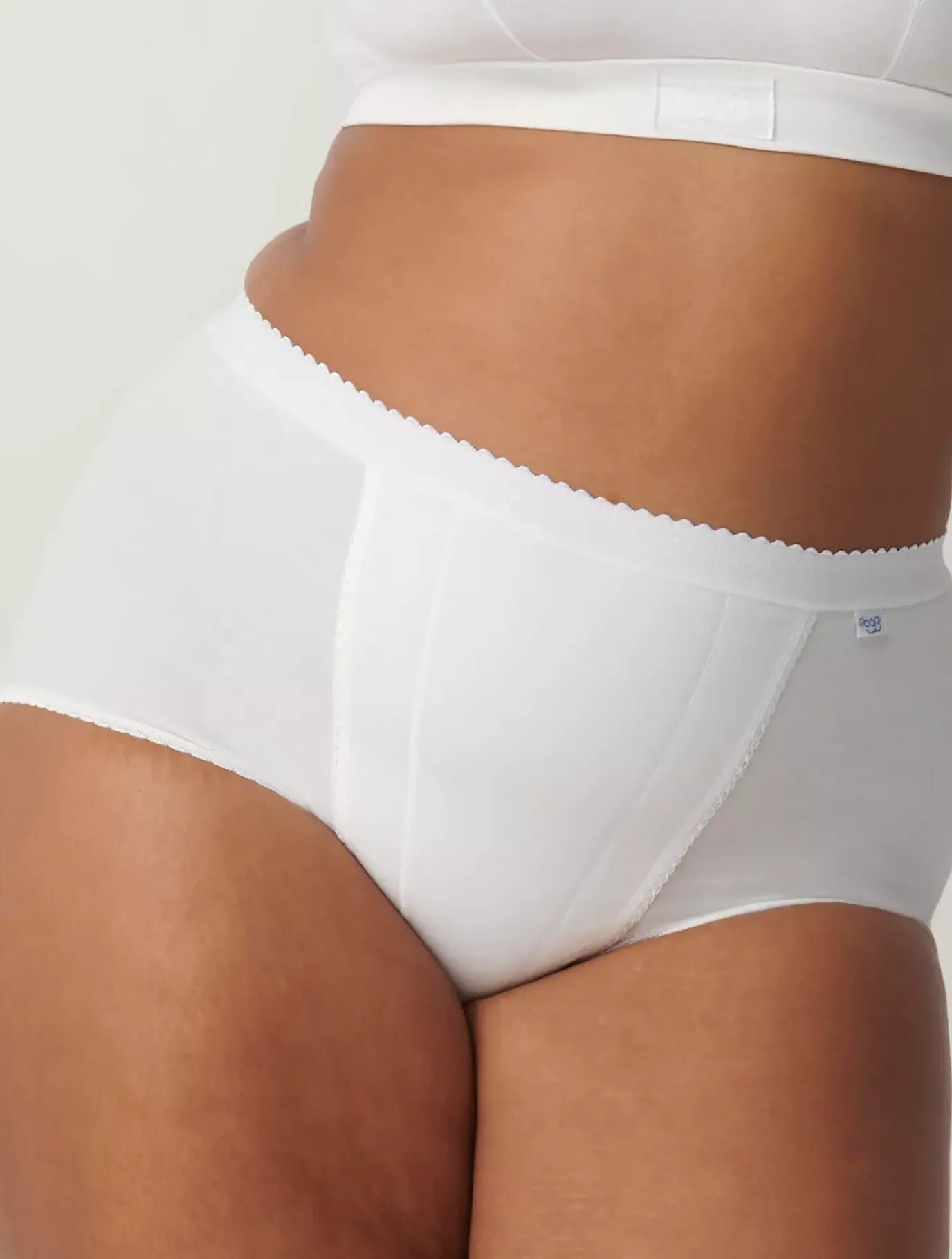 10005203-3 SLOGGI CONTROL Maxi knickers