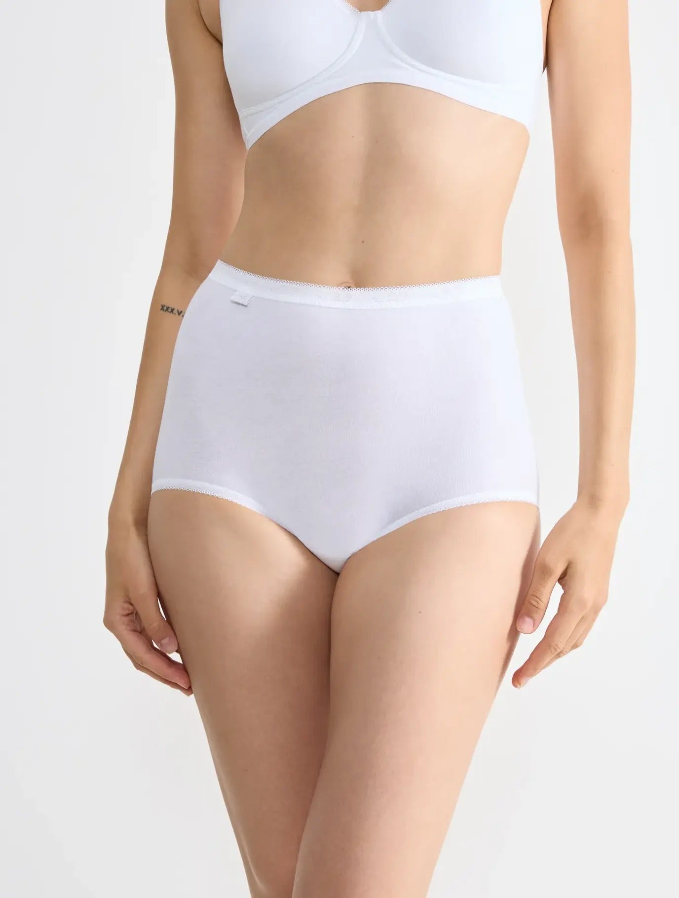 10028378-3 SLOGGI BASIC+ Maxi knickers 4-Pack