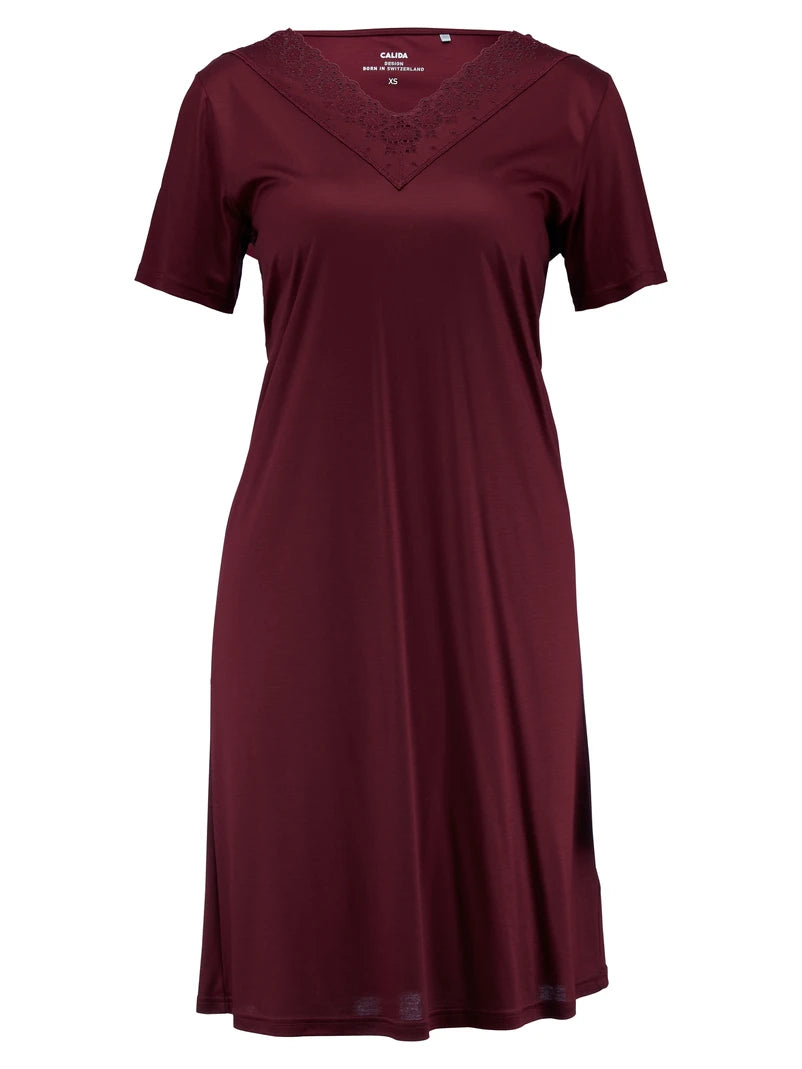 CALIDA
GLAMOROUS NIGHTS
Sleepshirt, buttoned through, length 95cm