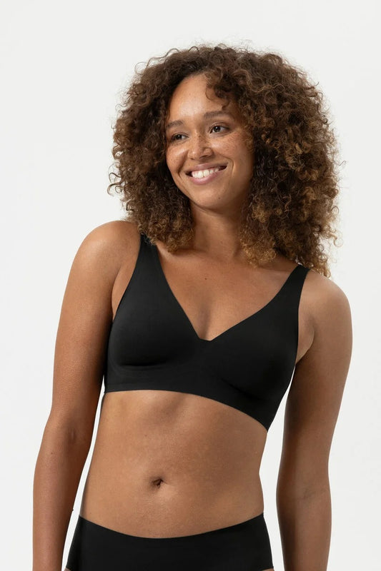 1150029-3 mey Triangle bra Serie Simply Better Invisibles