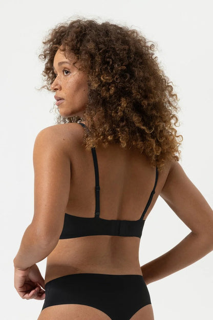 1150030-3 mey Triangle bra Serie Simply Better Invisibles