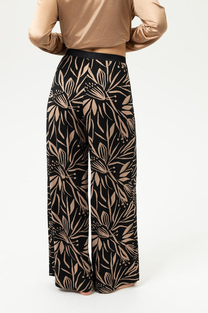 Pantaloni mey