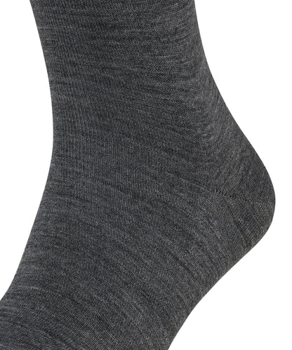 14435-3070 FALKE Airport Men Socks heat-regulating due to virgin wool Colour: dark grey