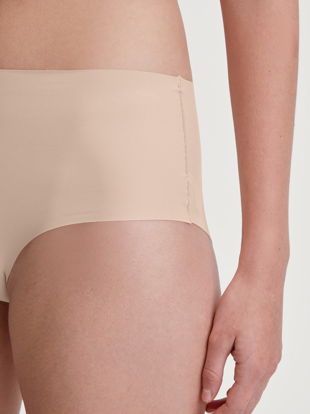 Calida Sleek Skin Seamless Clean-Cut Midi Brief
