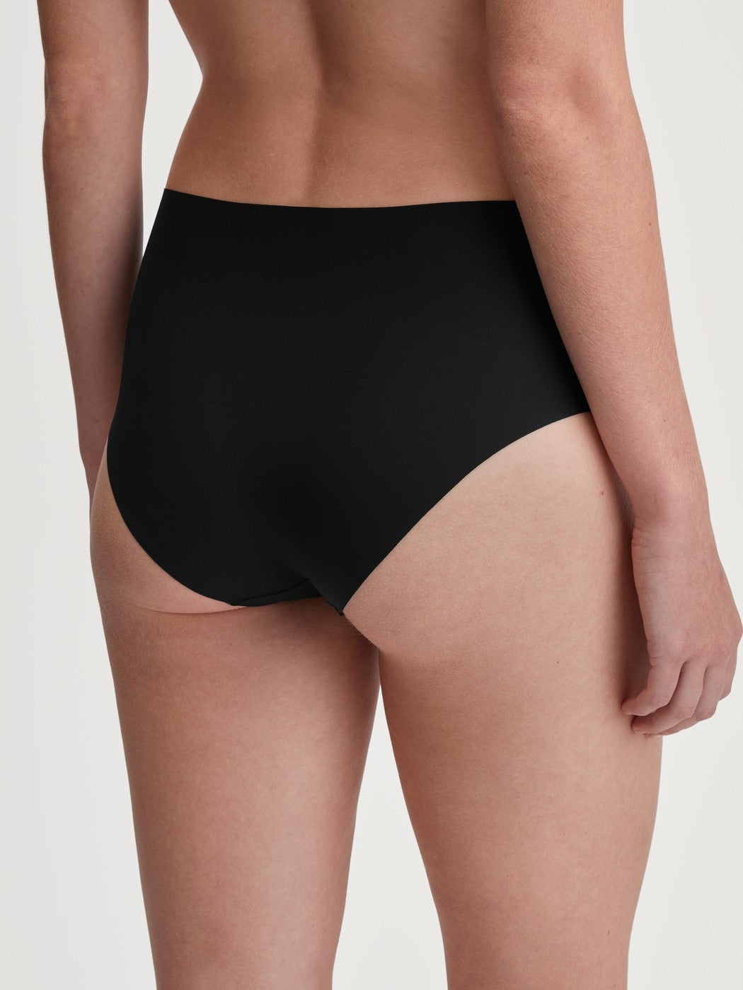 Calida Sleek Skin Seamless Clean-Cut Midi Brief