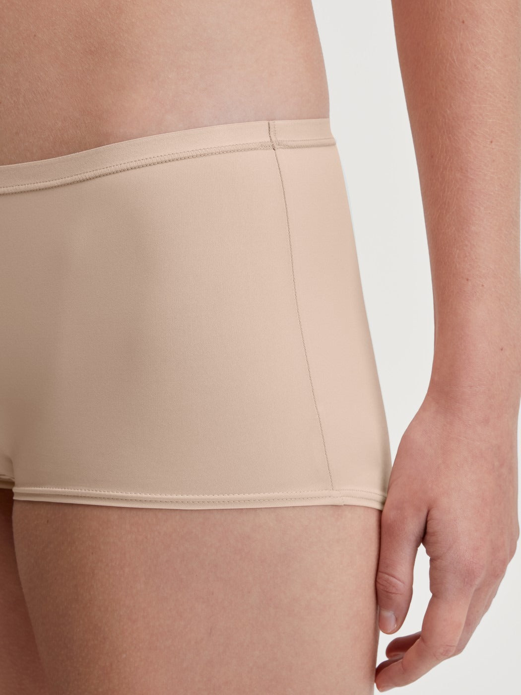 Calida Sleek Skin Shorty regular cut