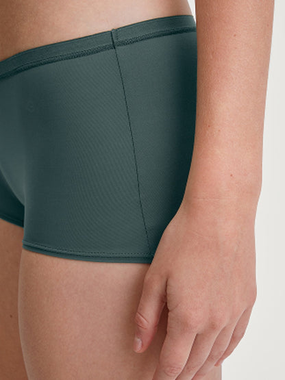 Calida Sleek Skin Shorty regular cut