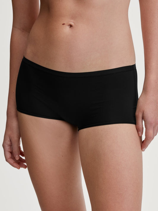 Calida Sleek Skin Shorty regular cut