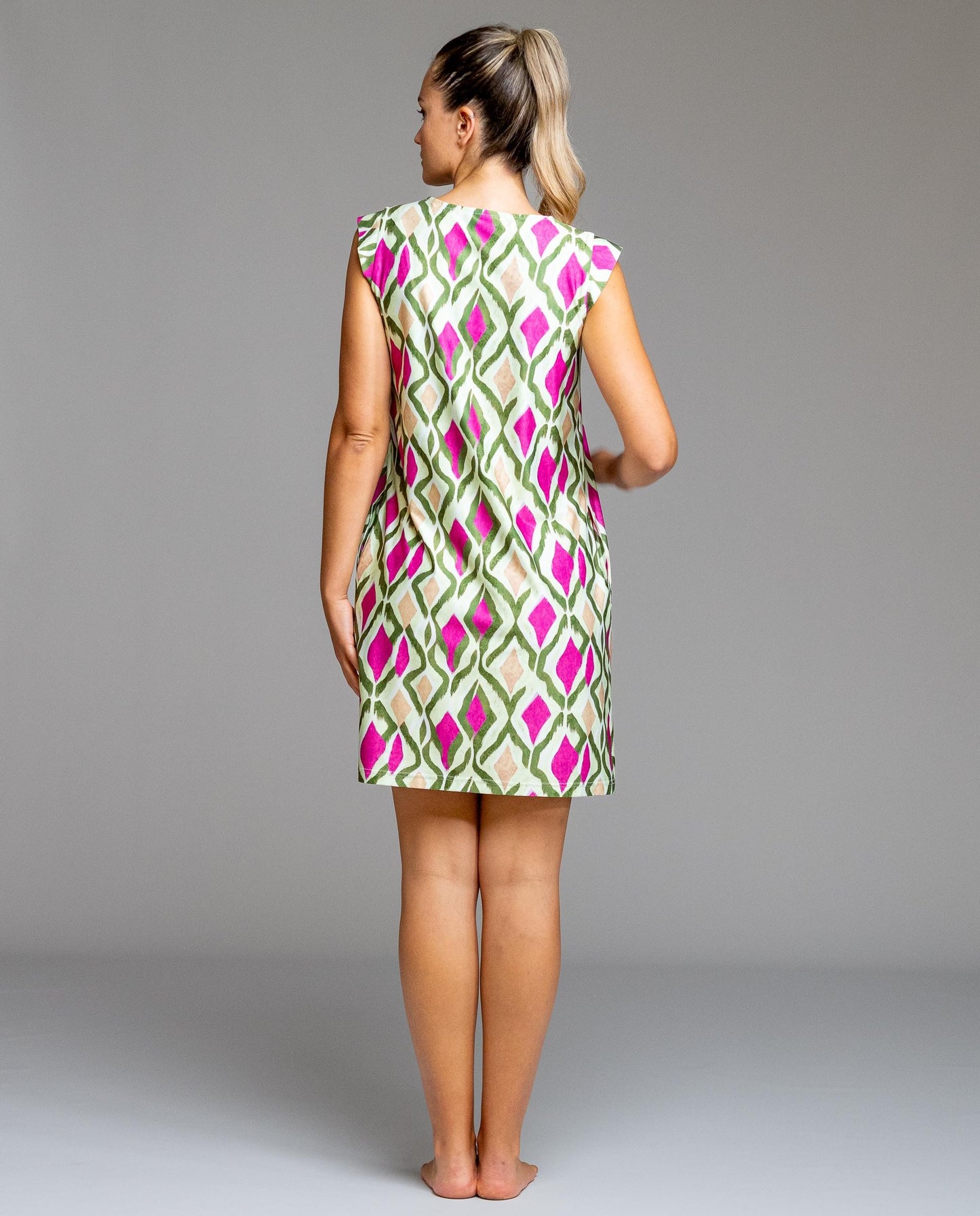 Egatex Sleeveless dress - Fun