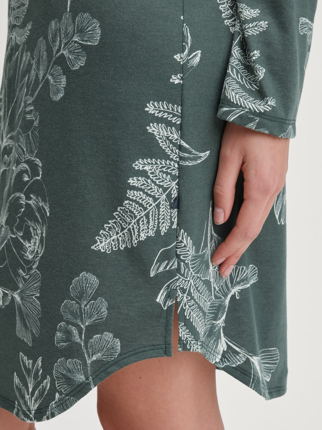 Calida Favourites Botanic Long Sleeve Nightdress – 95 cm Length