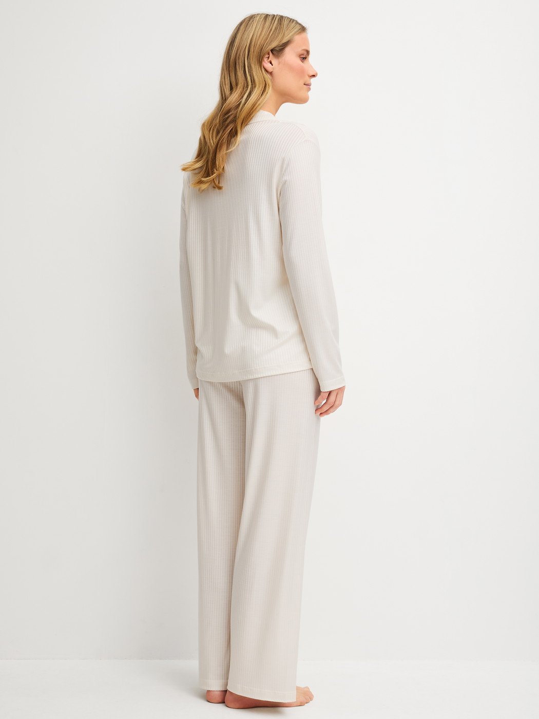 Pijama Calida con botones Serie Striped Dreams