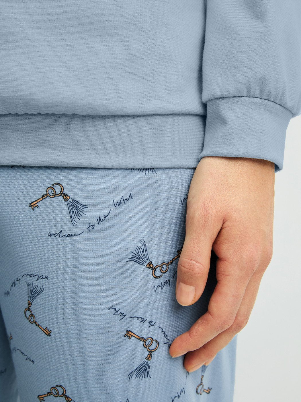 Calida Pyjama mit Bündchen Serie Hotel Nights