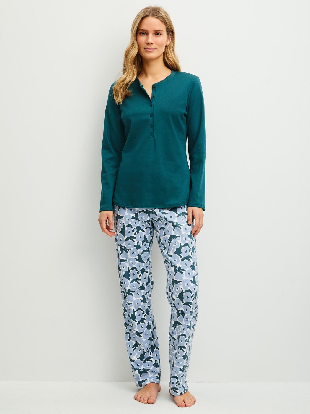 Calida Langer Pyjama Serie Midnight Flowers