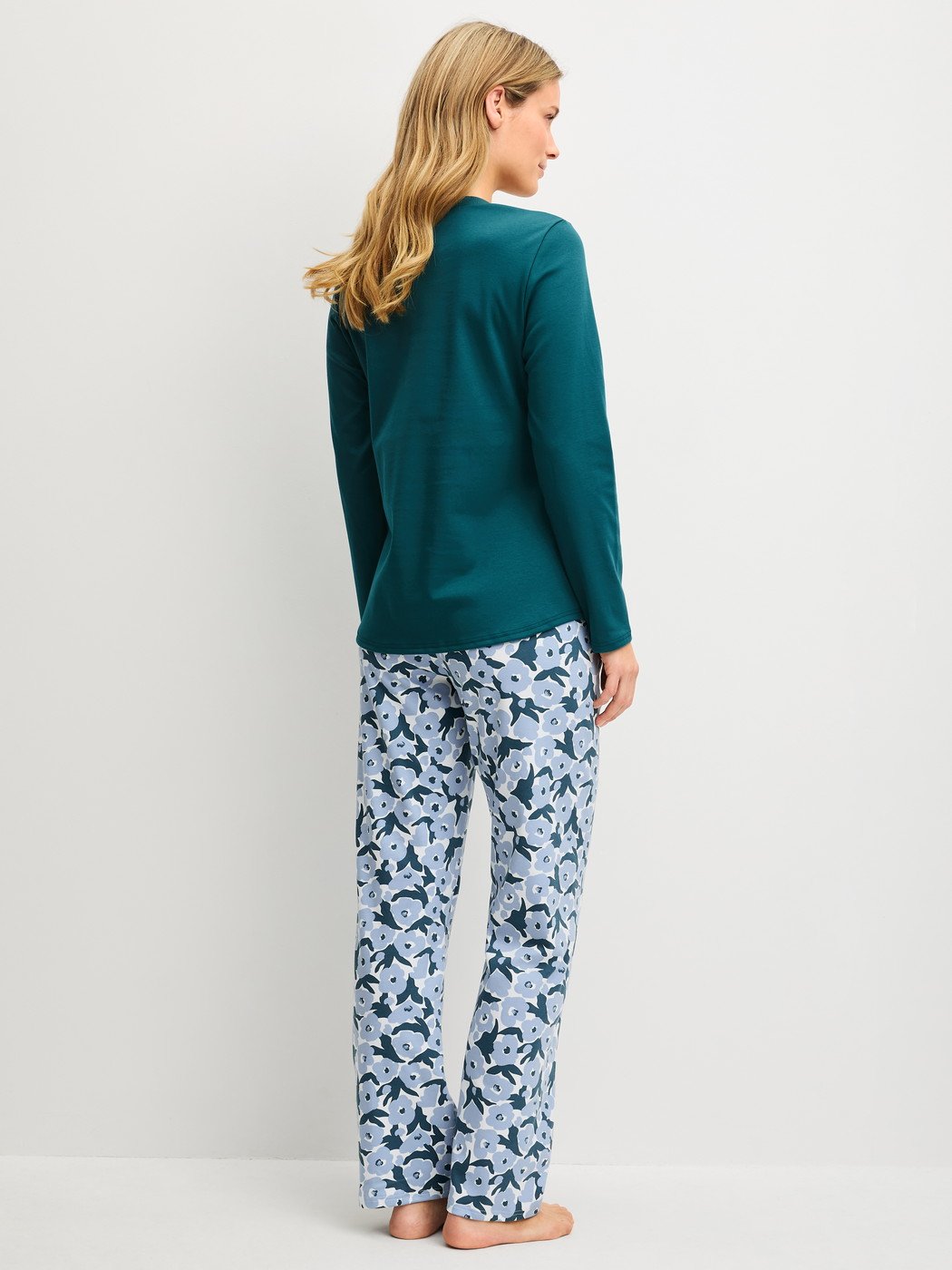 Calida Langer Pyjama Serie Midnight Flowers