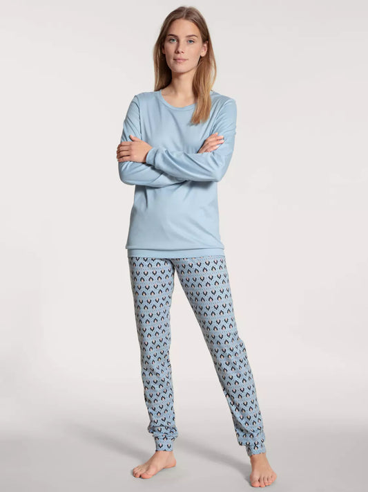 Cuff pyjamas / pajamas