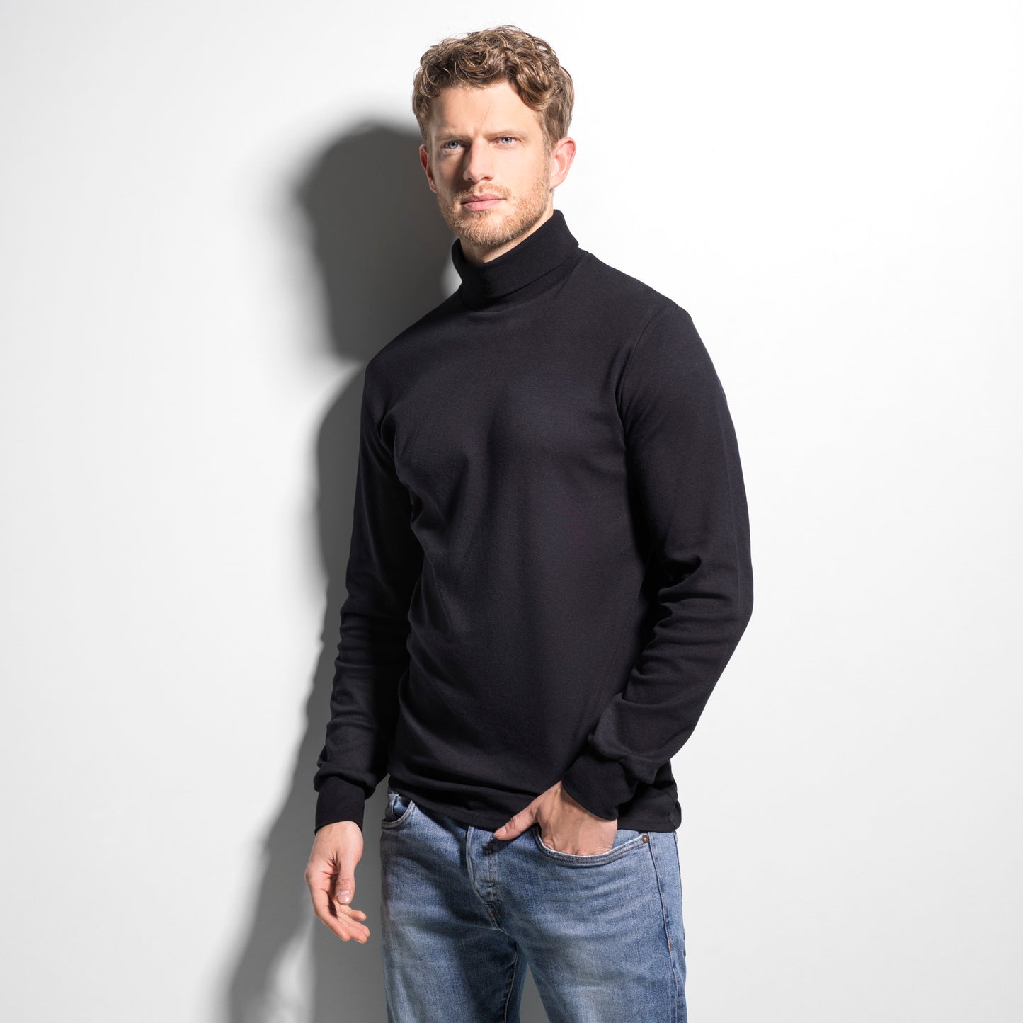 529-13 ISA Turtleneck shirt